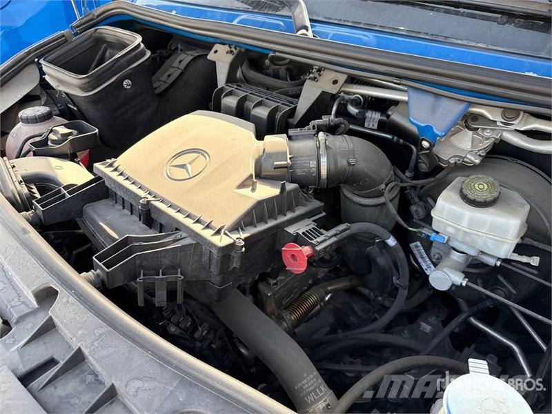 Mercedes-Benz Sprinter 211 CDi Cargo Van Utilitaire