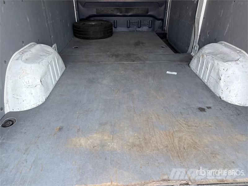 Mercedes-Benz Sprinter 314CDI Cargo Van Pakettiautot