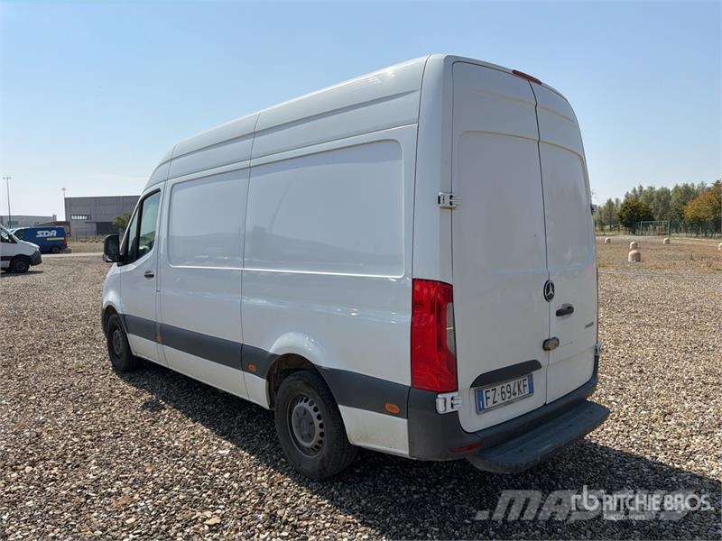 Mercedes-Benz Sprinter 314CDI Cargo Van Pakettiautot