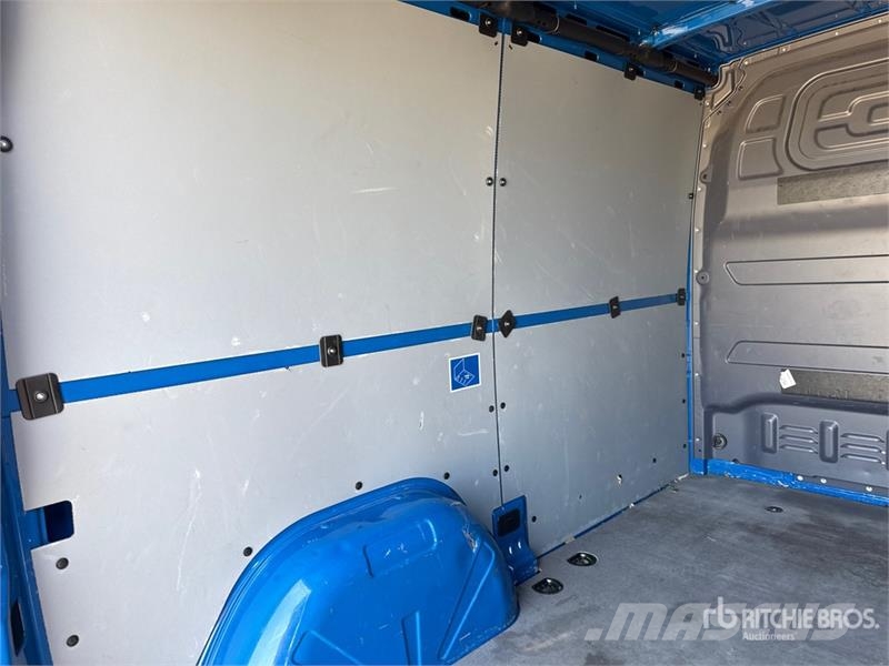 Mercedes-Benz Sprinter 211 CDi Cargo Van Utilitaire