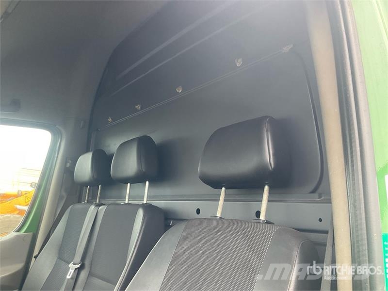 Mercedes-Benz Sprinter Cargo Van Panel vans