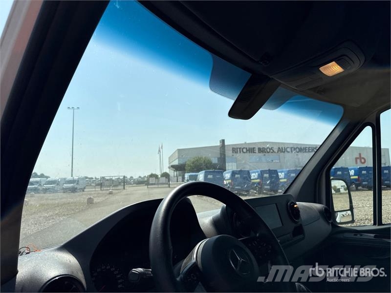 Mercedes-Benz Sprinter 311CDI Cargo Van Gesloten bedrijfswagens
