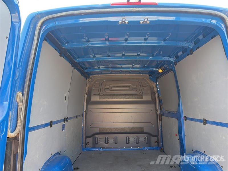 Mercedes-Benz Sprinter 211 CDi Cargo Van Lieferwagen