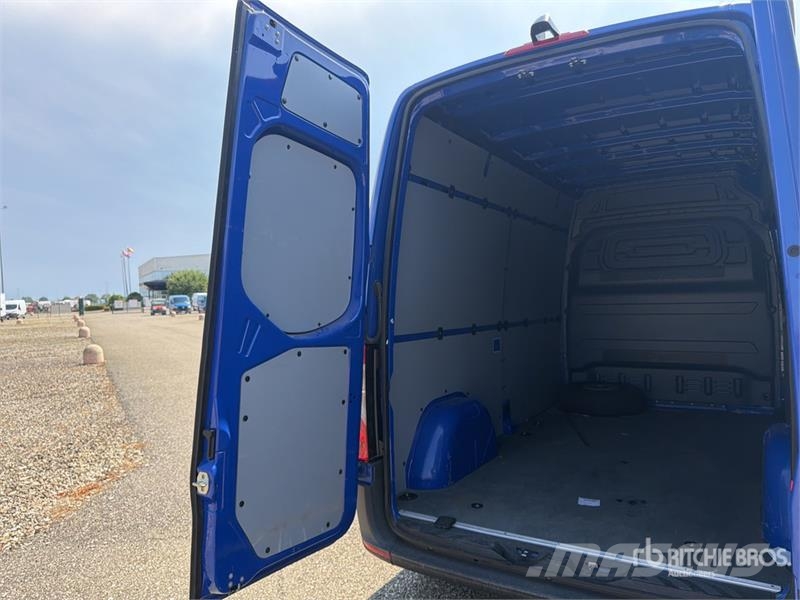 Mercedes-Benz Sprinter 311CDI Cargo Van Dodávky