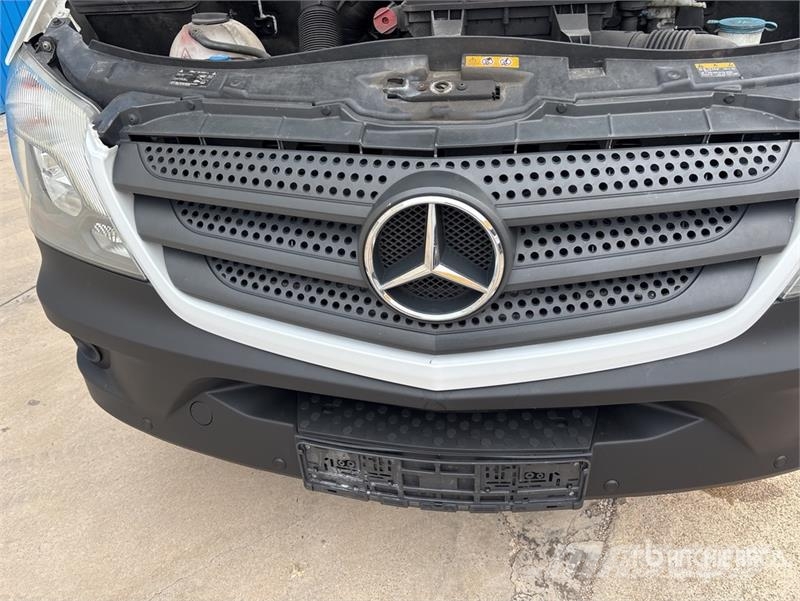 Mercedes-Benz Sprinter Panel vans