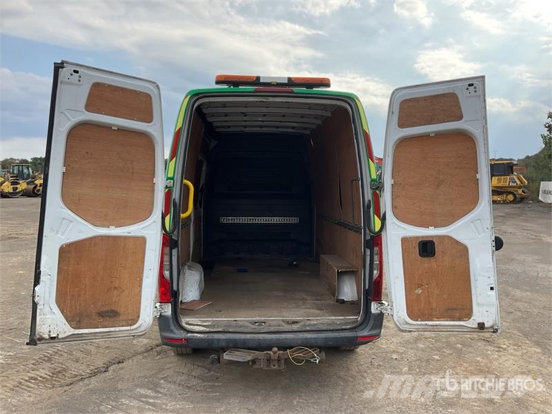Mercedes-Benz Sprinter Varevogne