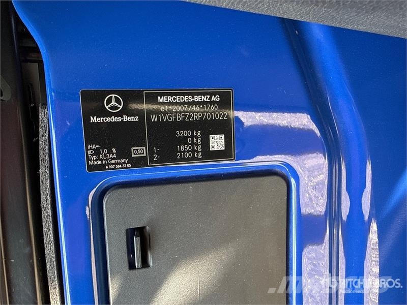 Mercedes-Benz Sprinter 311CDI Cargo Van Utilitaire