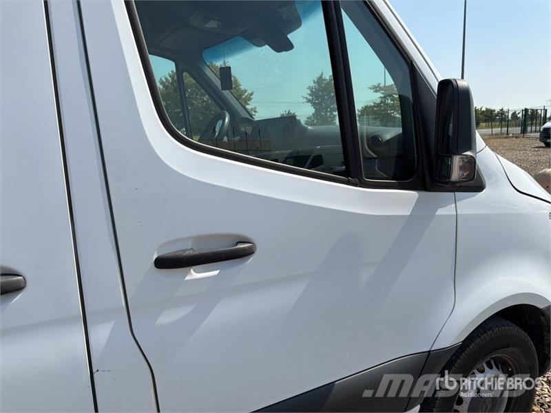 Mercedes-Benz Sprinter 314CDI Cargo Van Pakettiautot