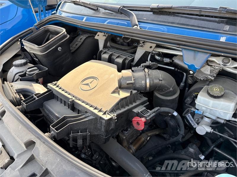 Mercedes-Benz Sprinter 211 CDi Cargo Van Utilitaire