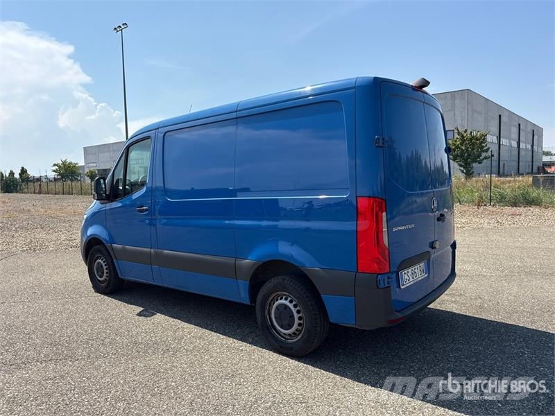 Mercedes-Benz Sprinter 211 CDi Cargo Van Lieferwagen