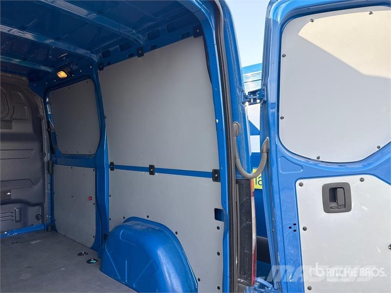 Mercedes-Benz Sprinter 211 CDi Cargo Van Utilitaire