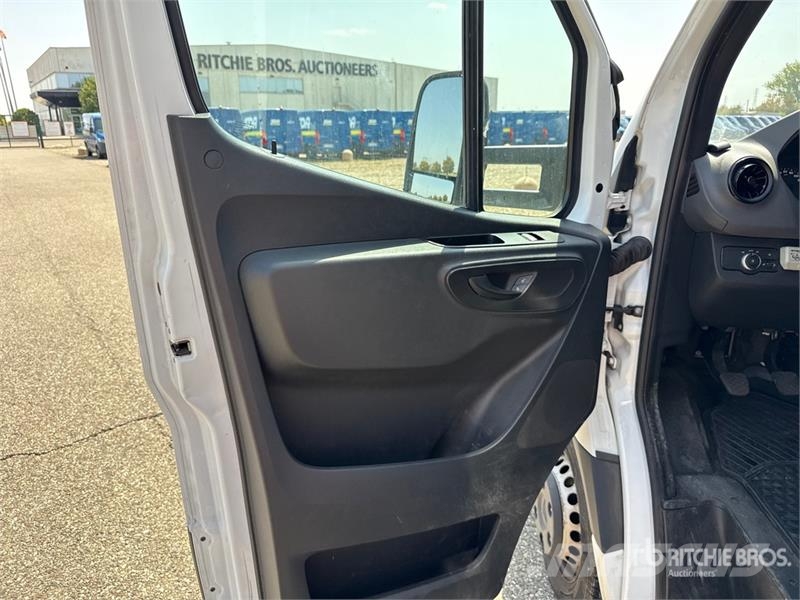 Mercedes-Benz Sprinter 311CDI Van Truck Kastenaufbau
