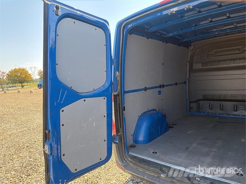 Mercedes-Benz Sprinter 211 CDi Cargo Van Lieferwagen