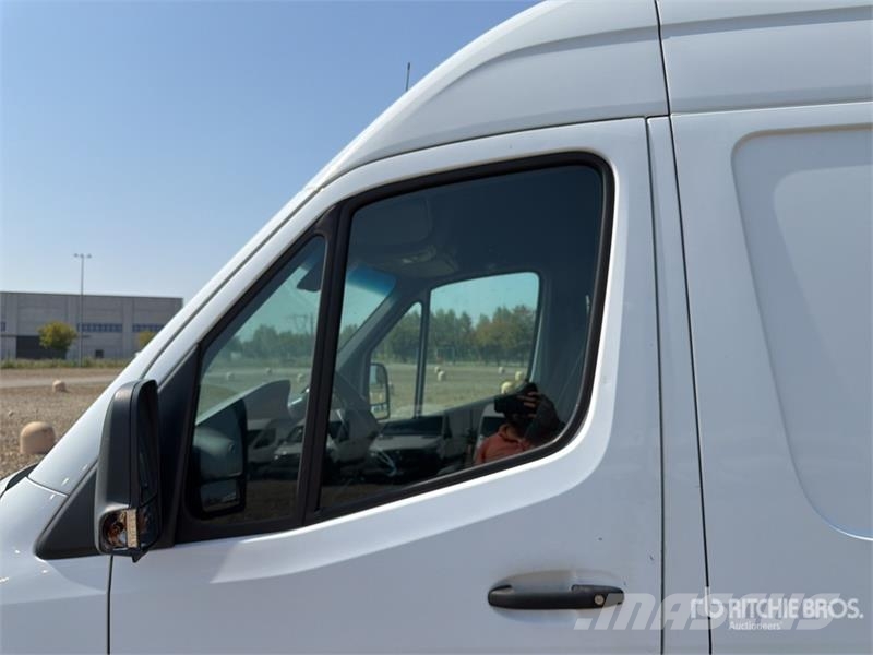 Mercedes-Benz Sprinter 311CDI Cargo Van Gesloten bedrijfswagens