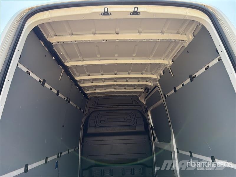Mercedes-Benz Sprinter 311CDI Cargo Van Gesloten bedrijfswagens