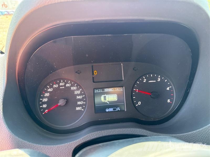 Mercedes-Benz Sprinter 211 CDi Cargo Van Utilitaire