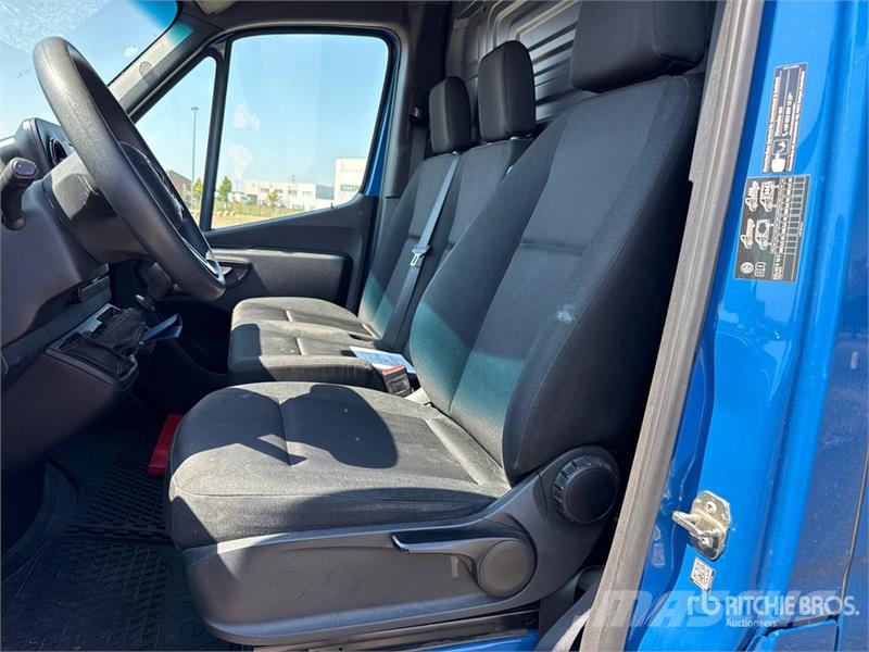 Mercedes-Benz Sprinter 211 CDi Cargo Van Utilitaire