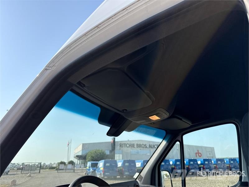 Mercedes-Benz Sprinter 314CDI Cargo Van Pakettiautot