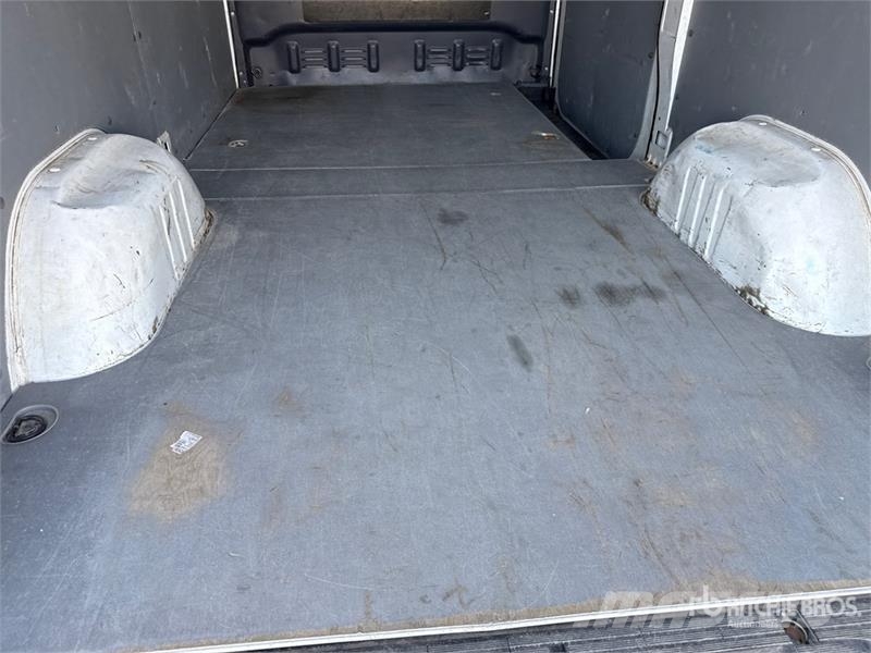Mercedes-Benz Sprinter 314CDI Cargo Van Pakettiautot