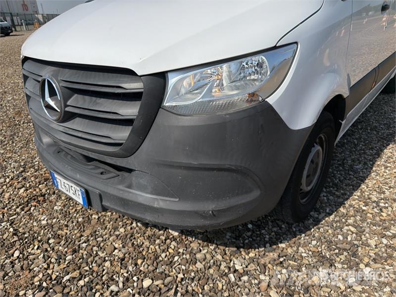 Mercedes-Benz Sprinter 314CDI Cargo Van Pakettiautot
