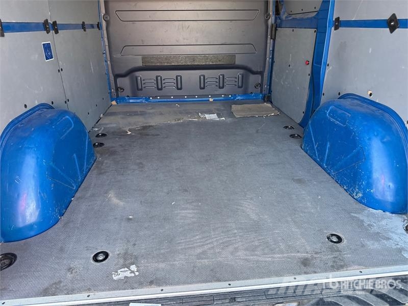 Mercedes-Benz Sprinter 211 CDi Cargo Van Utilitaire
