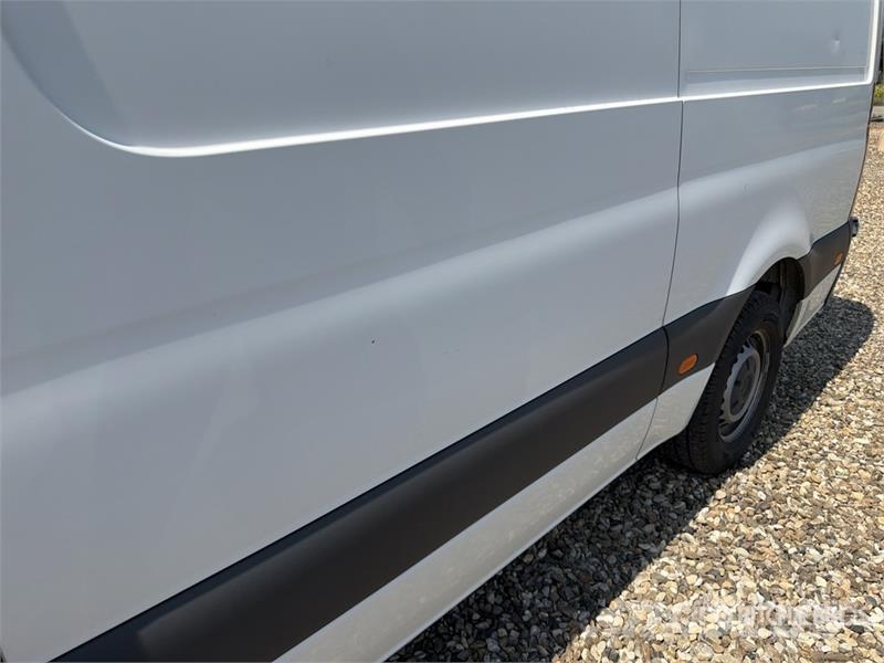 Mercedes-Benz Sprinter 314CDI Cargo Van Pakettiautot
