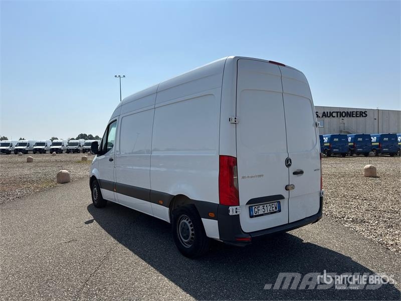 Mercedes-Benz Sprinter 311CDI Cargo Van Gesloten bedrijfswagens