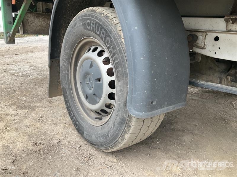 Mercedes-Benz Sprinter Van Truck Camion cassonati
