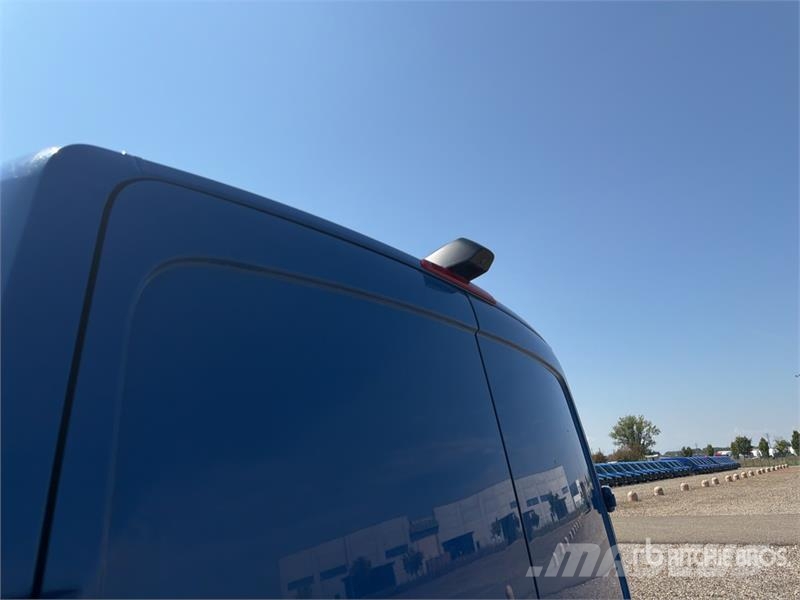Mercedes-Benz Sprinter 211 CDi Cargo Van Utilitaire