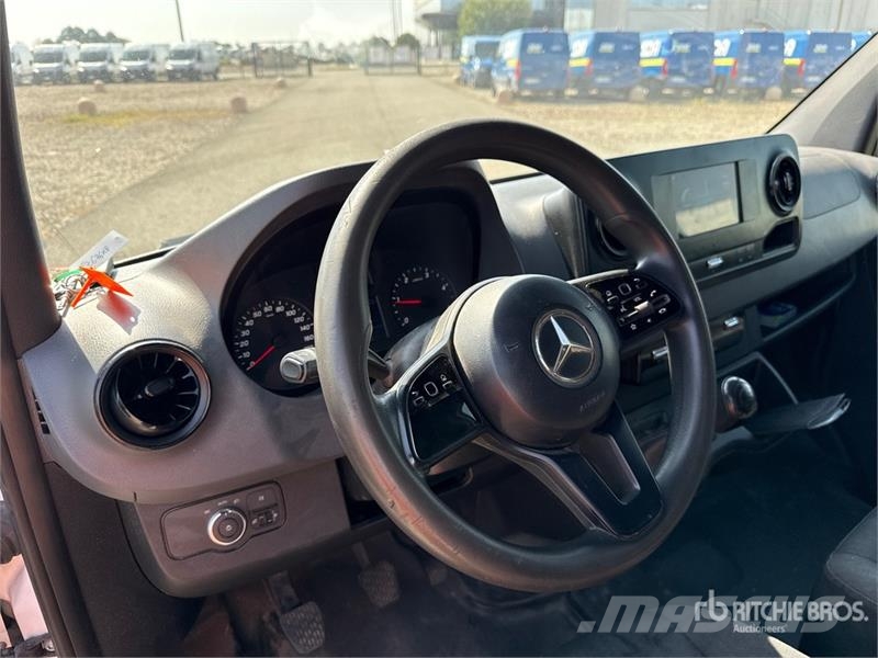 Mercedes-Benz Sprinter 314CDI Cargo Van Pakettiautot
