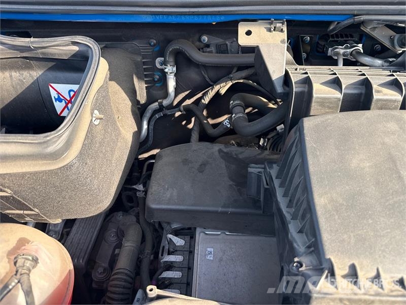 Mercedes-Benz Sprinter 211 CDi Cargo Van Utilitaire