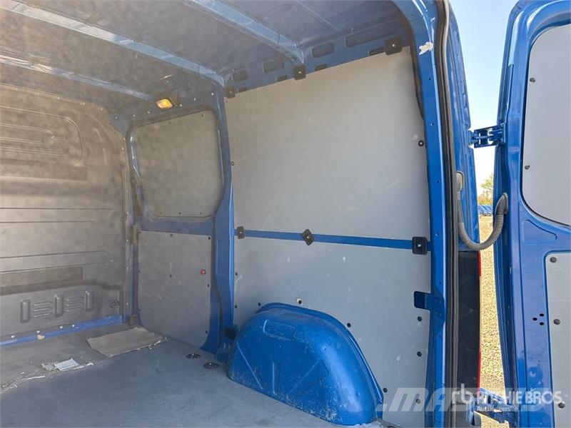 Mercedes-Benz Sprinter 211 CDi Cargo Van Utilitaire