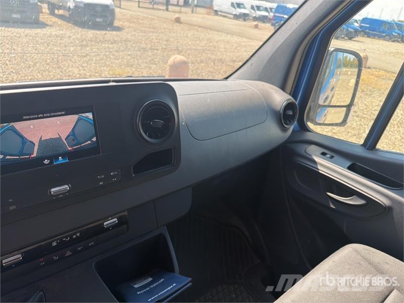 Mercedes-Benz Sprinter 211 CDi Cargo Van Lieferwagen