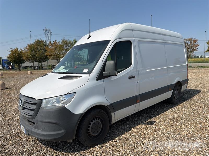 Mercedes-Benz Sprinter 314CDI Cargo Van Pakettiautot