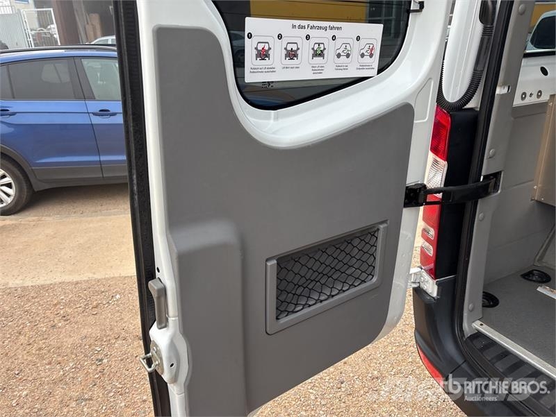 Mercedes-Benz Sprinter Panel vans