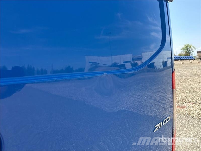 Mercedes-Benz Sprinter 211 CDi Cargo Van Utilitaire