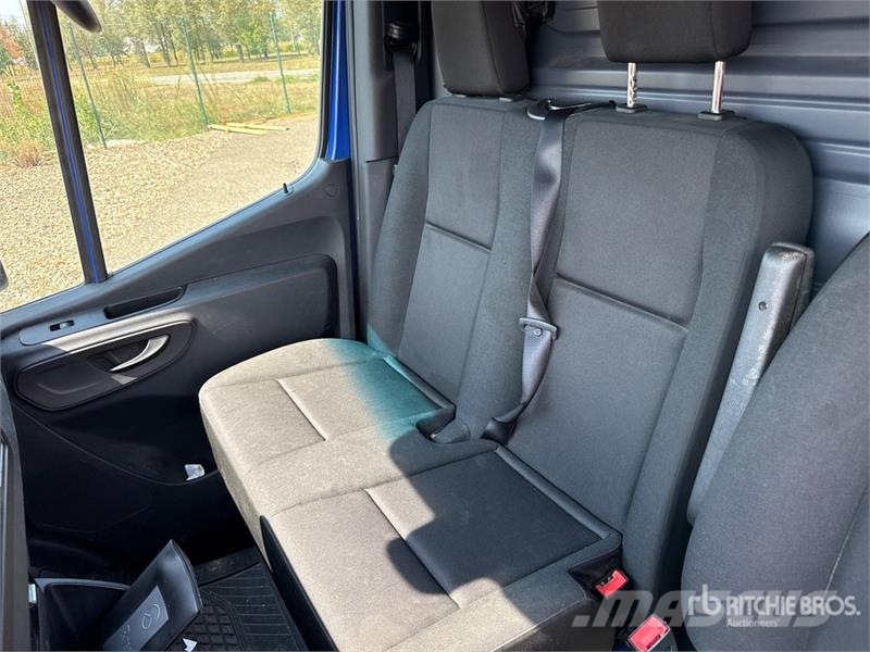Mercedes-Benz Sprinter 311CDI Cargo Van Dodávky