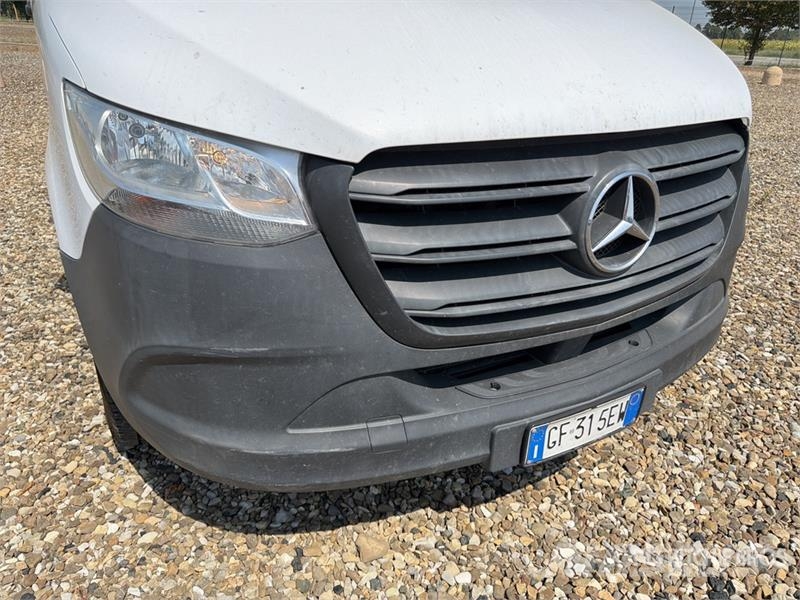 Mercedes-Benz Sprinter 311CDI Cargo Van Gesloten bedrijfswagens