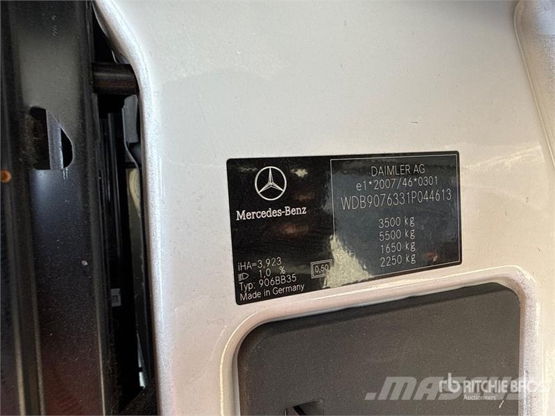 Mercedes-Benz Sprinter 314CDI Cargo Van Pakettiautot