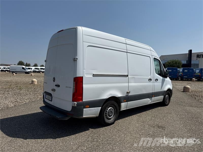 Mercedes-Benz Sprinter 314CDI Cargo Van Pakettiautot