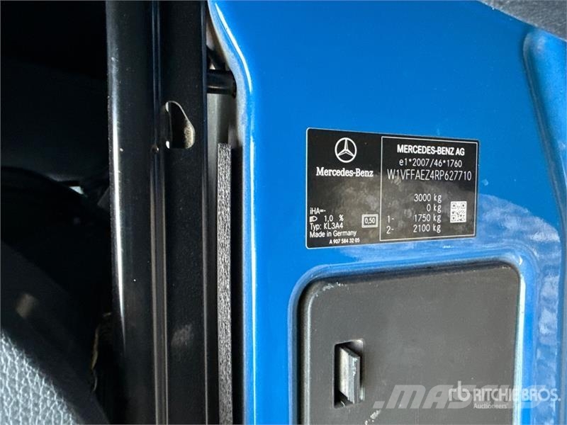 Mercedes-Benz Sprinter 211 CDi Cargo Van Lieferwagen