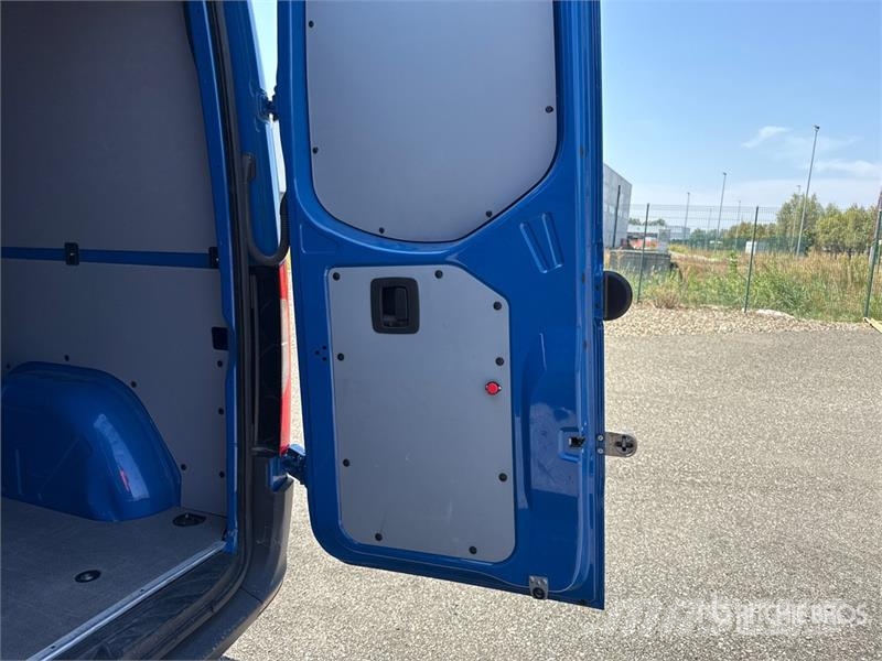 Mercedes-Benz Sprinter 211 CDi Cargo Van Lieferwagen
