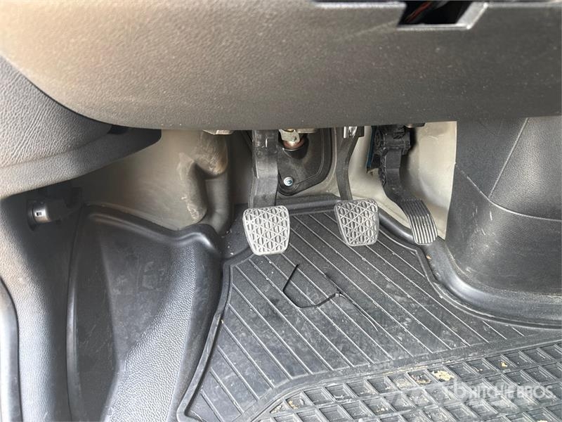 Mercedes-Benz Sprinter 211 CDi Cargo Van Utilitaire