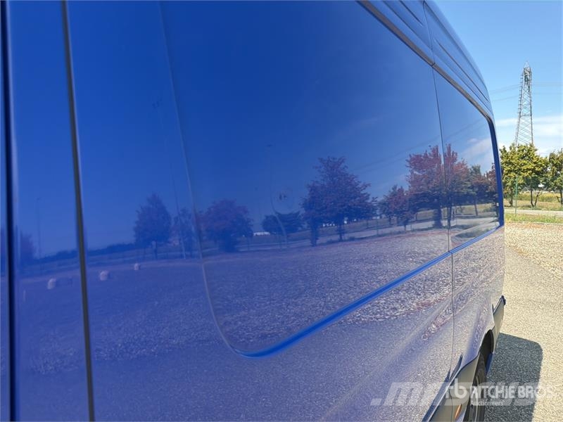 Mercedes-Benz Sprinter 311CDI Cargo Van Utilitaire