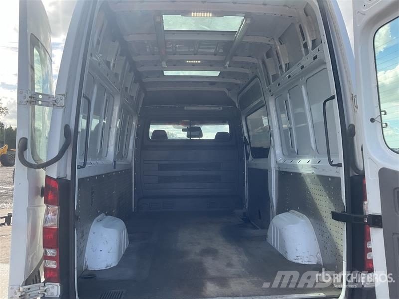 Mercedes-Benz SPRINTER Cargo Van Kaubikud