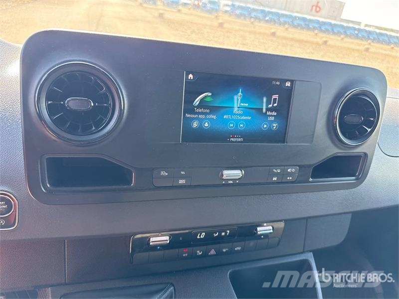 Mercedes-Benz Sprinter 211 CDi Cargo Van Lieferwagen