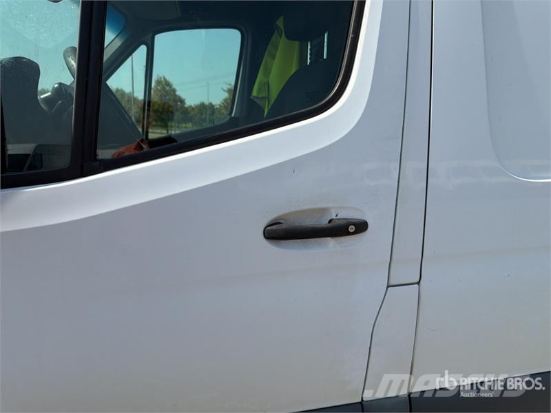 Mercedes-Benz Sprinter 314CDI Cargo Van Pakettiautot