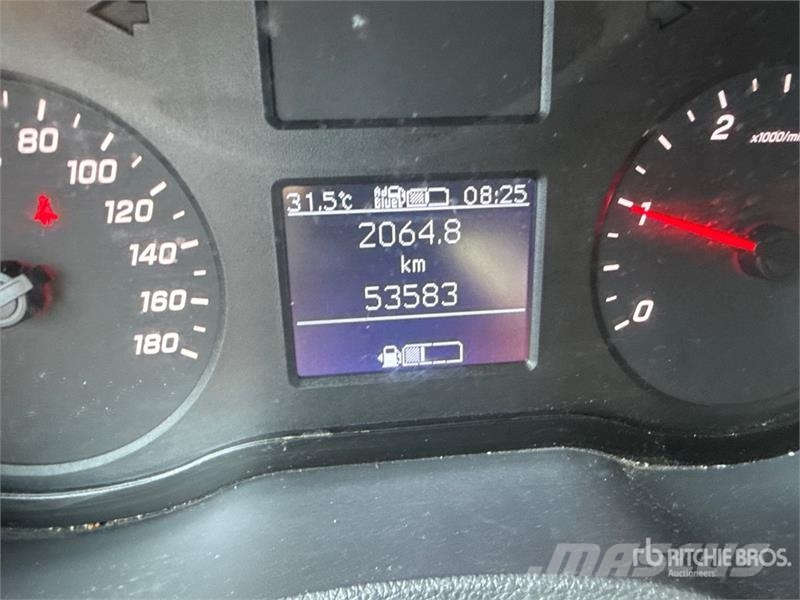 Mercedes-Benz Sprinter 211 CDi Cargo Van Utilitaire
