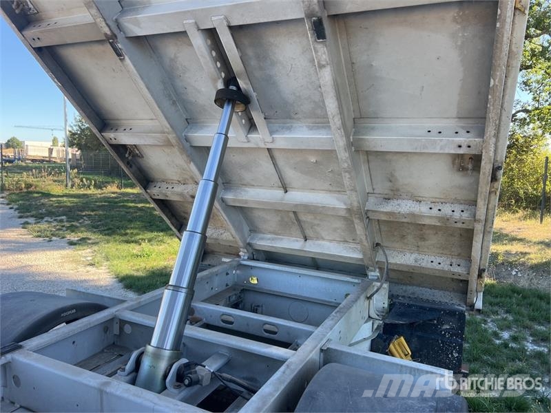 Mercedes-Benz SPRINTER 516 CDI Camion Benne Dump Truck Kallurid