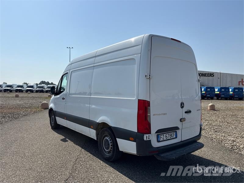 Mercedes-Benz Sprinter 314CDI Cargo Van Pakettiautot
